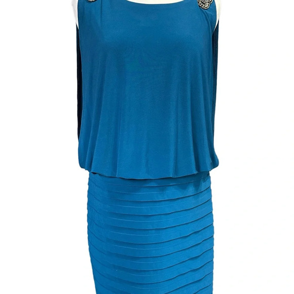 Xscape Petite Sleeveless Draped One Piece Dress With Horizontal Pleated … - Picture 2 of 8
